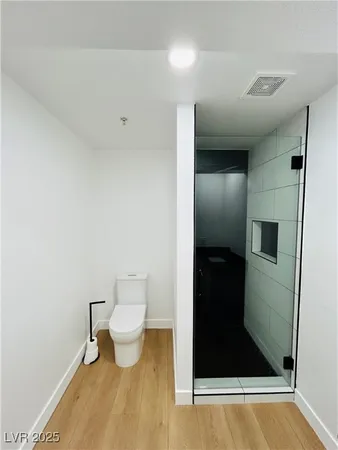 $1,395 | 1418 South 3rd Street, Las Vegas, NV 89104