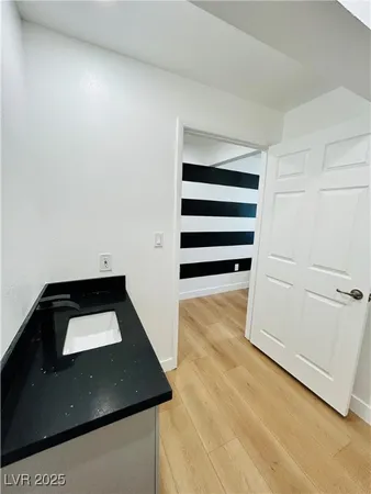 $1,395 | 1418 South 3rd Street, Las Vegas, NV 89104