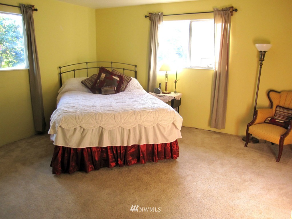 364 Thomas Avenue Southwest Renton, WA 98057 - Photo 13 of 14
