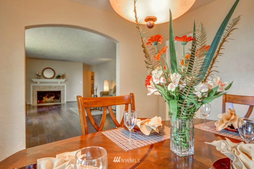 364 Thomas Avenue Southwest Renton, WA 98057 - Photo 6 of 14