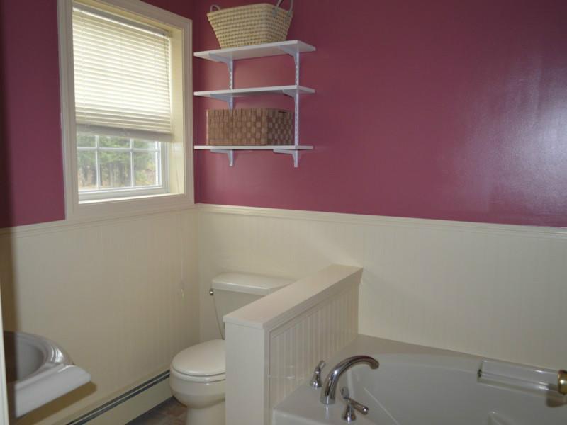 32 Western Promenade Paris, ME 04281 - Photo 19 of 35 Bathroom.