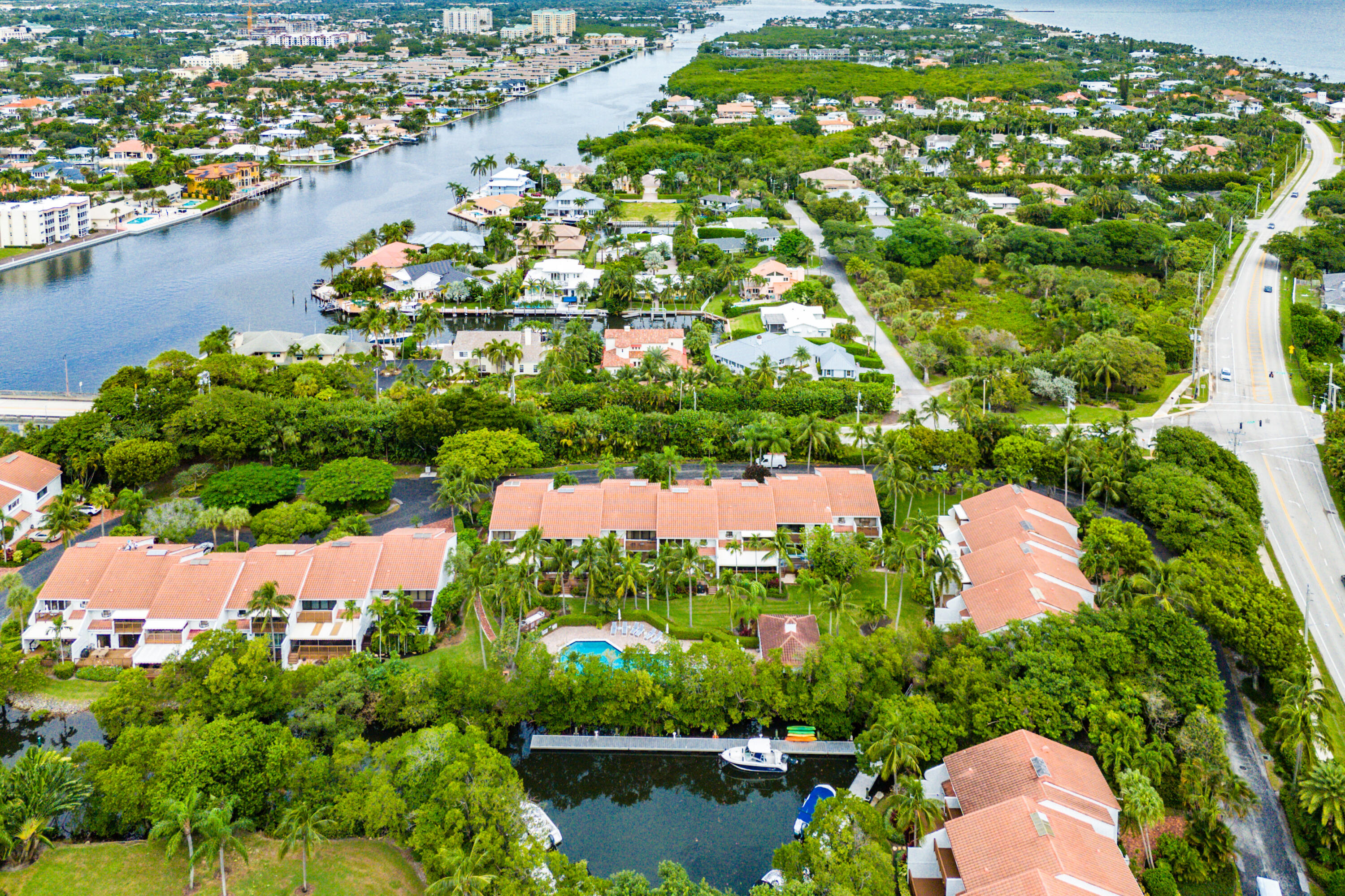 5578 North Ocean Boulevard, Unit 28F Ocean Ridge, FL 33435 - Photo 38 of 47 an aerial view of a houses with a lake view