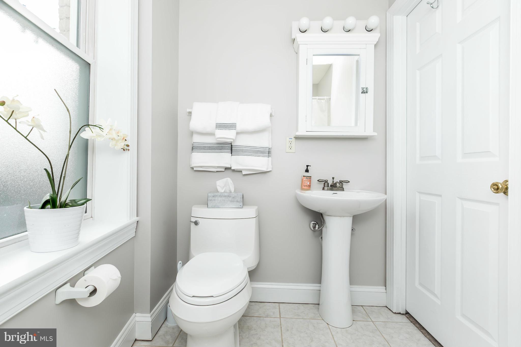 3444 Roland Avenue Baltimore, MD 21211 - Photo 20 of 26 Bath