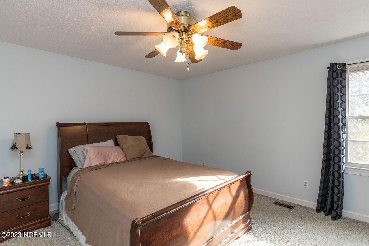 1008 Stoddard Road South Wilson, NC 27893 - Photo 7 of 21 Primary Bedroom