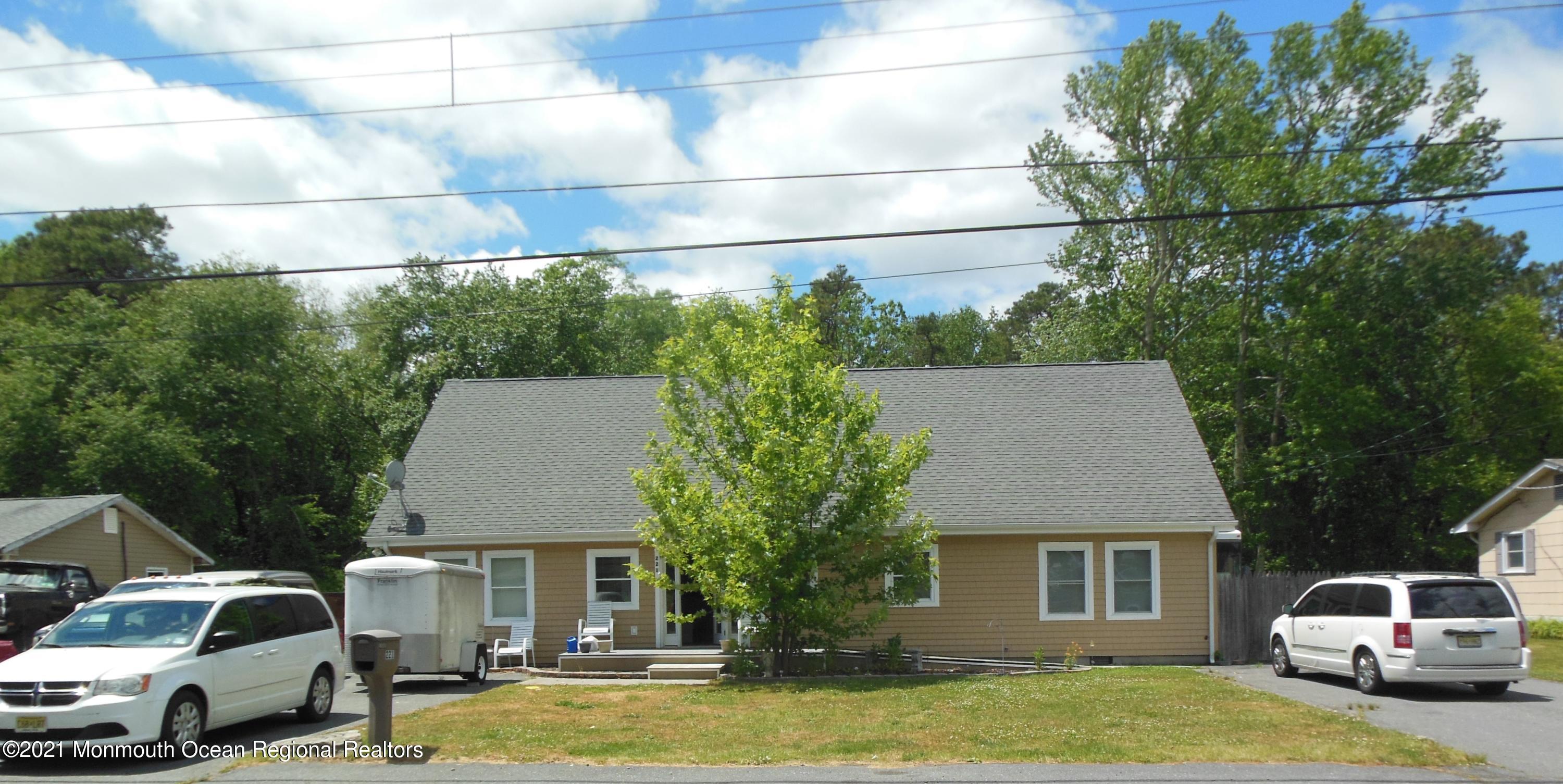 221 Birch Road Tuckerton, NJ 08087 - Photo 1 of 38 DSCN3059
