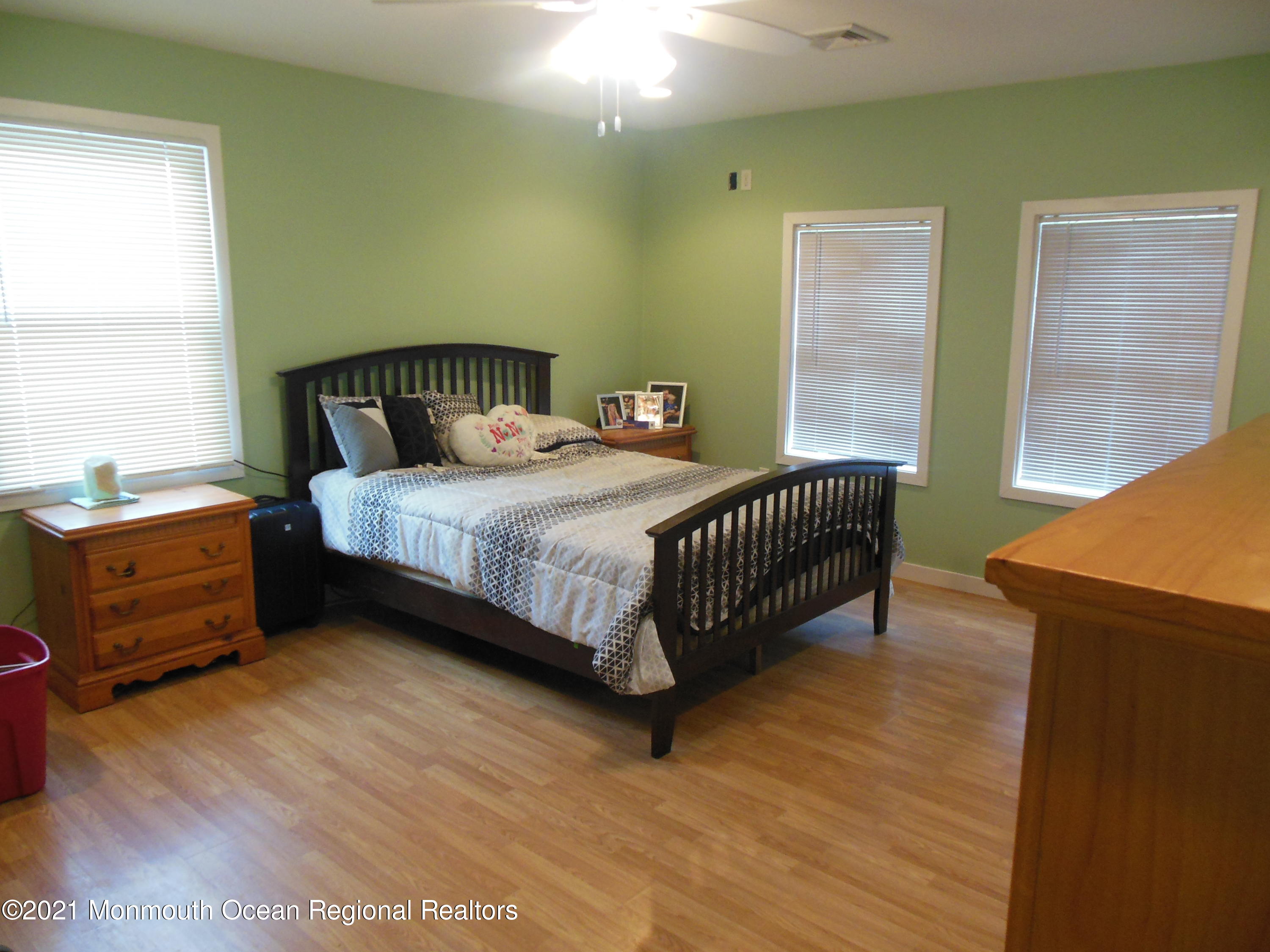221 Birch Road Tuckerton, NJ 08087 - Photo 16 of 38 DSCN3054