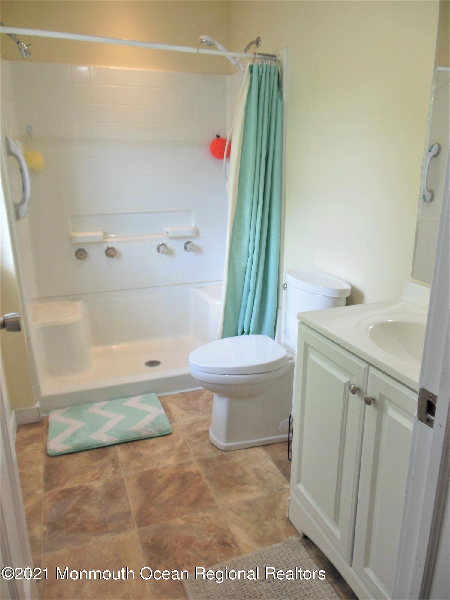 221 Birch Road Tuckerton, NJ 08087 - Photo 17 of 38 DSCN3049