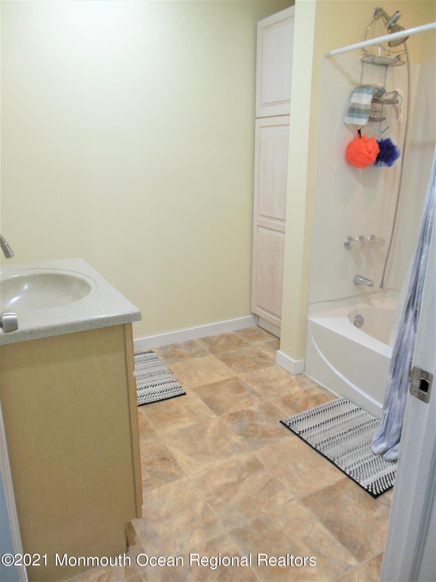 221 Birch Road Tuckerton, NJ 08087 - Photo 19 of 38 DSCN3014