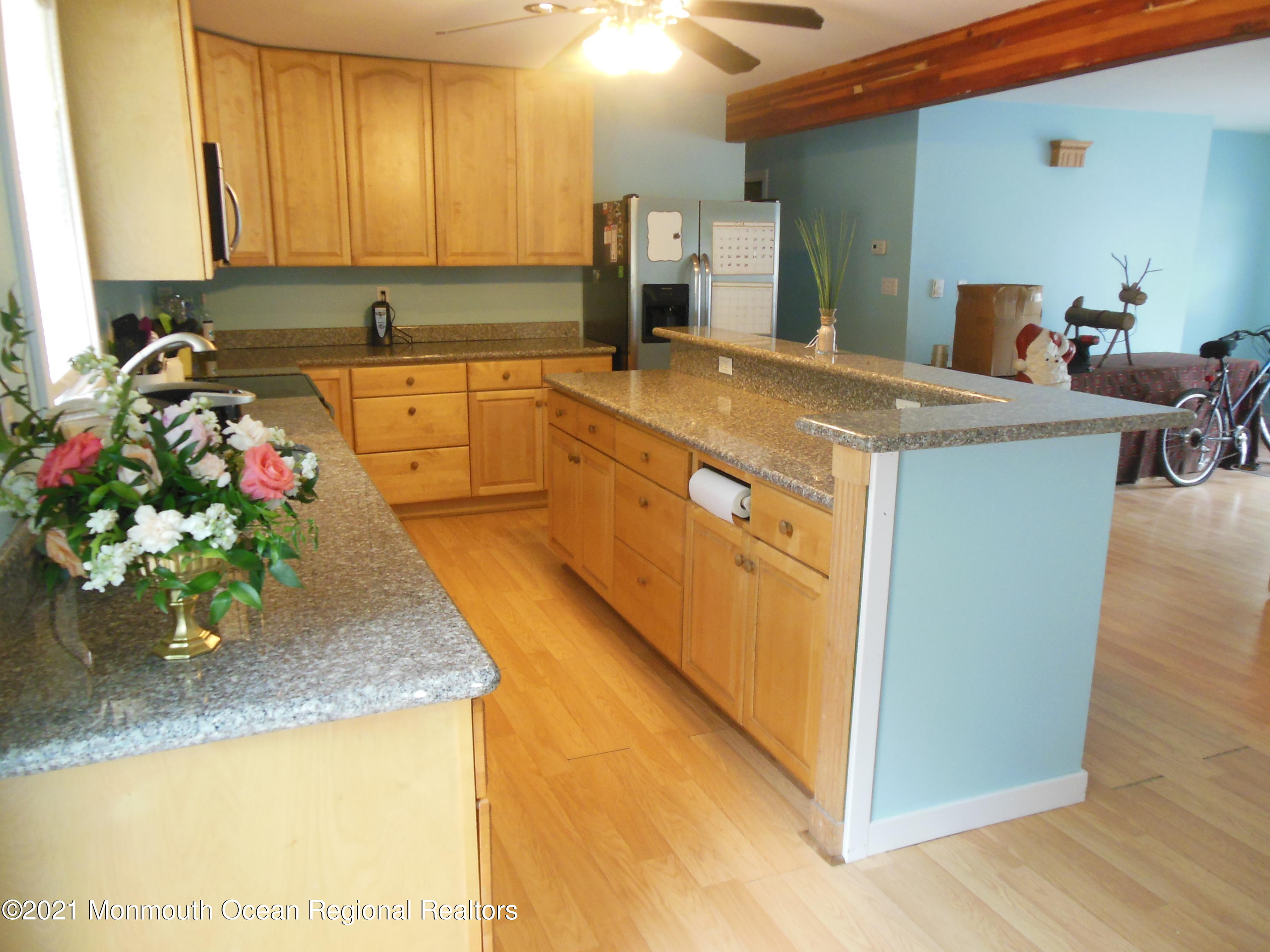 221 Birch Road Tuckerton, NJ 08087 - Photo 9 of 38 DSCN3025