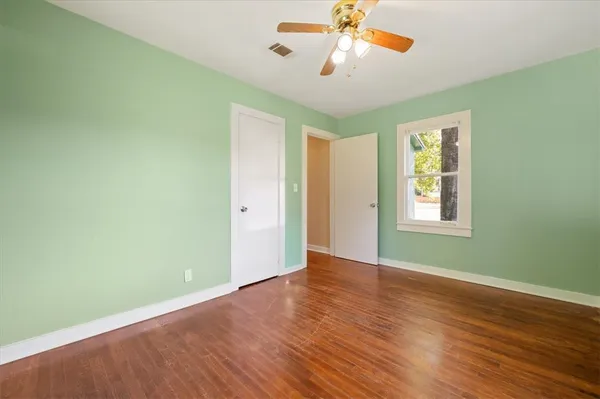 $1,800 | 300 Colson Avenue, Woodbine, GA 31569