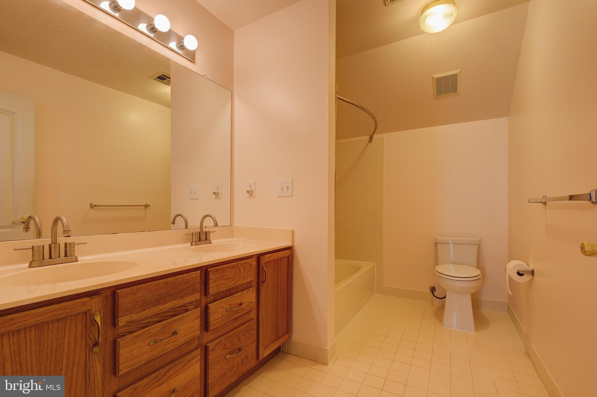 5 Pierce Road East Windsor, NJ 08520 - Photo 24 of 30 Gallery Image 24