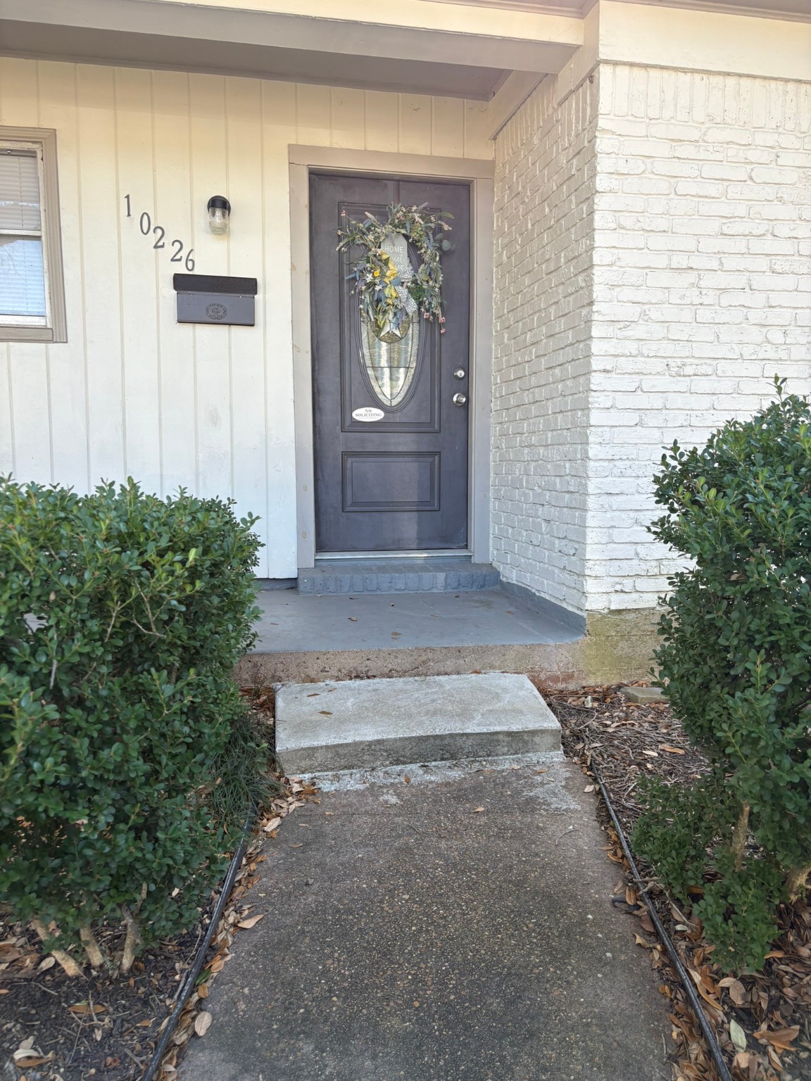 10226 Old Orchard Road La Porte, TX 77571 - Photo 3 of 6 a view of front door of house