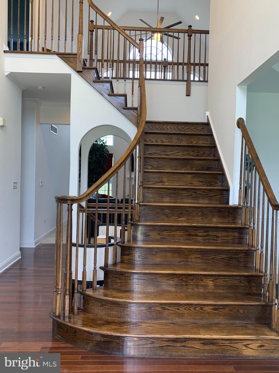326 Rainey Road Swedesboro, NJ 08085 - Photo 4 of 39 Foyer
