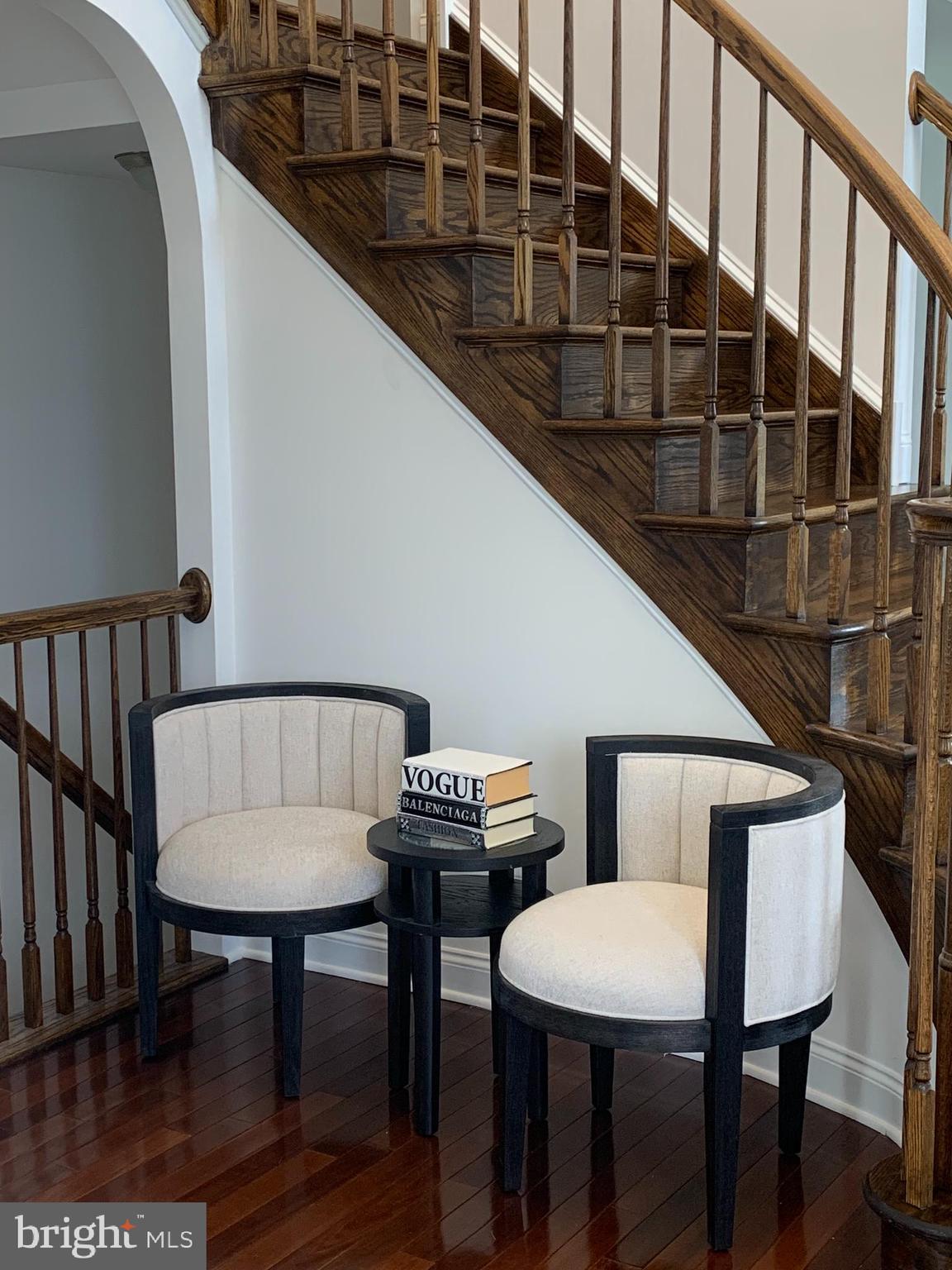 326 Rainey Road Swedesboro, NJ 08085 - Photo 5 of 39 Foyer