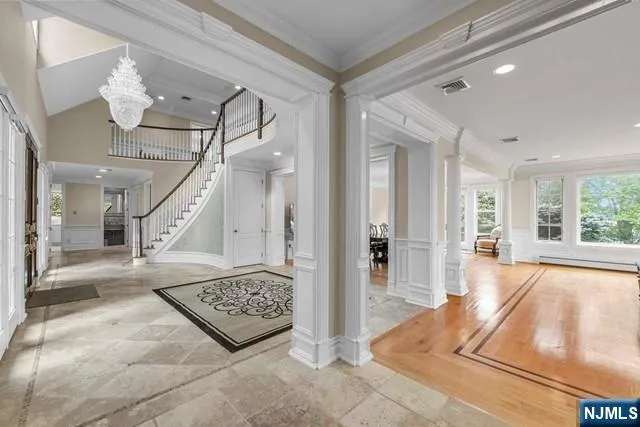 a view of entryway and hall