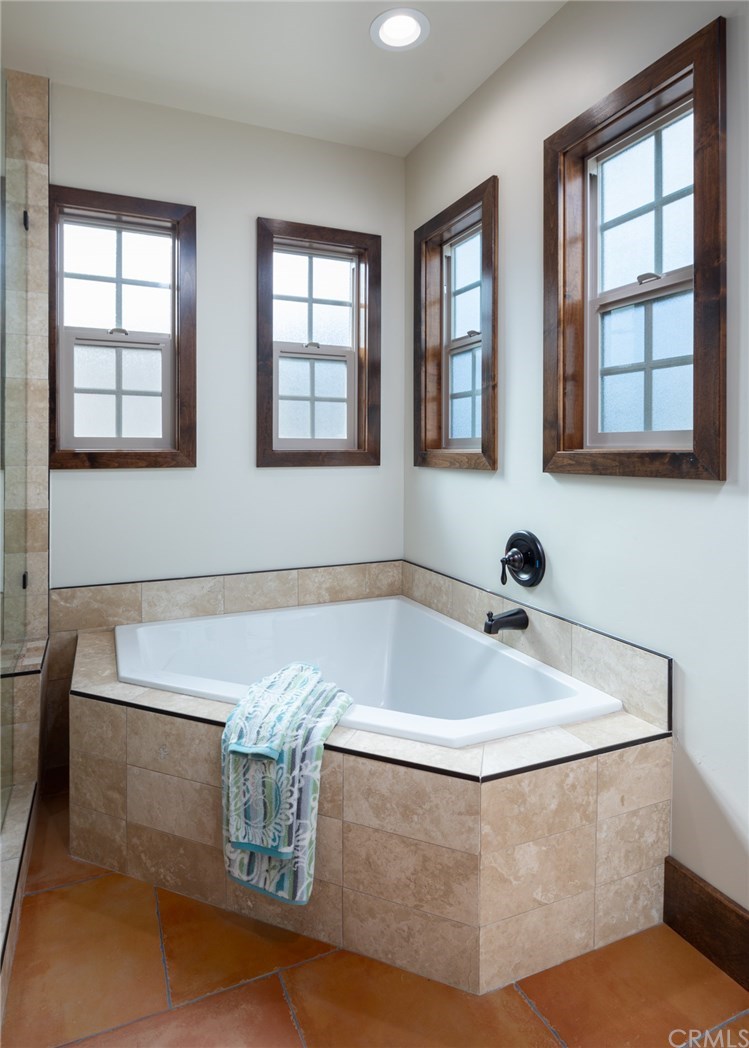 110 Cordova Walk Long Beach, CA 90803 - Photo 24 of 40