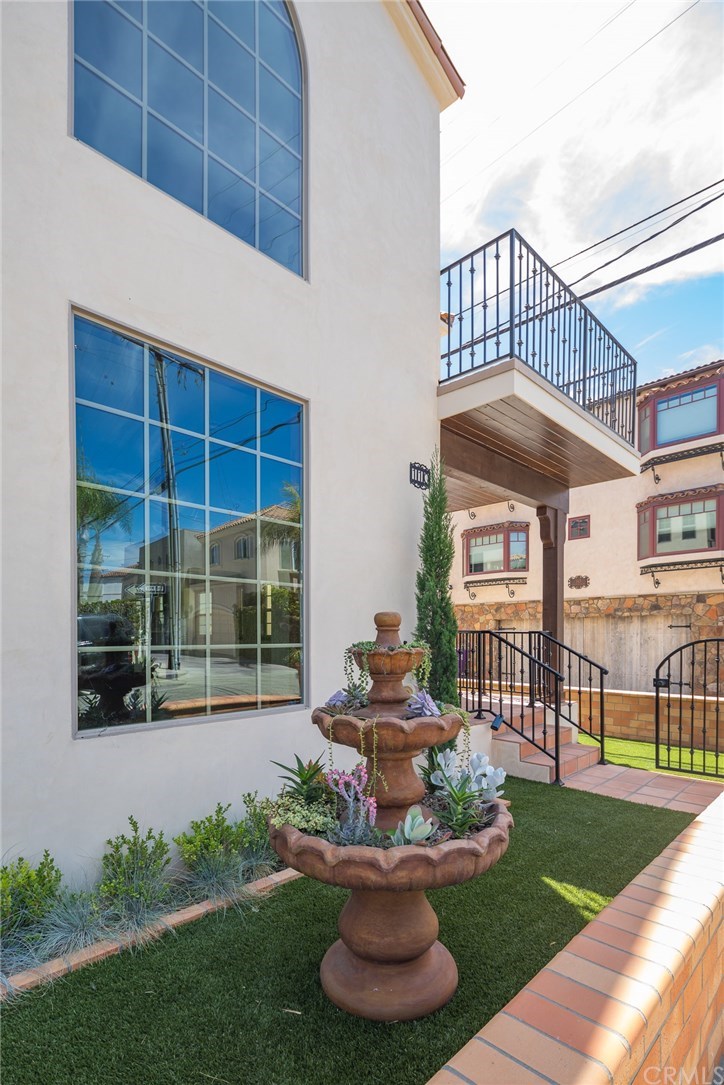 110 Cordova Walk Long Beach, CA 90803 - Photo 37 of 40