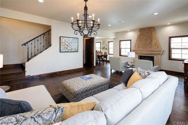 $1,485,000 | 110 Cordova Walk, Long Beach, CA 90803