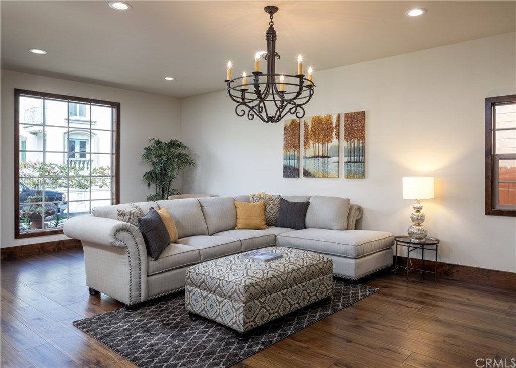 110 Cordova Walk Long Beach, CA 90803 - Photo 7 of 40