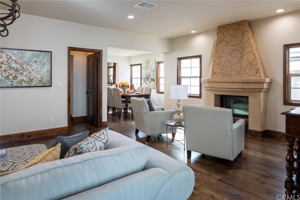 110 Cordova Walk Long Beach, CA 90803 - Photo 8 of 40