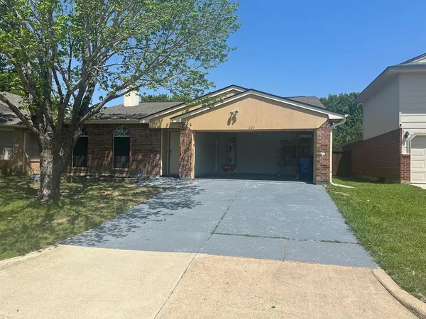 $2,150 | 625 Hollyberry Drive, Mansfield, TX 76063