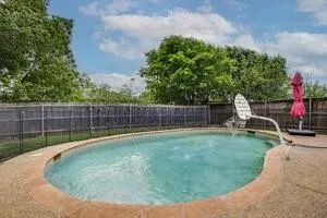 $2,150 | 625 Hollyberry Drive, Mansfield, TX 76063