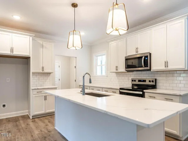 $614,900 | 328 Green Pines Estates Drive, Kenly, NC 27542