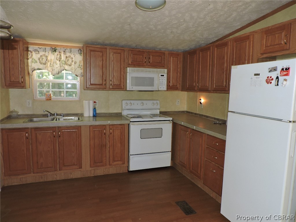 8315 Zack Road Hayes, VA 23072 - Photo 8 of 17 KITCHEN