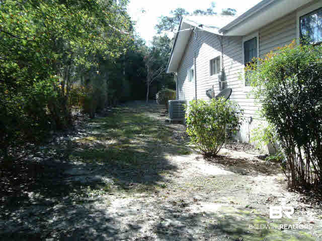 33785 Lost River Road Seminole, AL 36574 - Photo 6 of 29 Side View