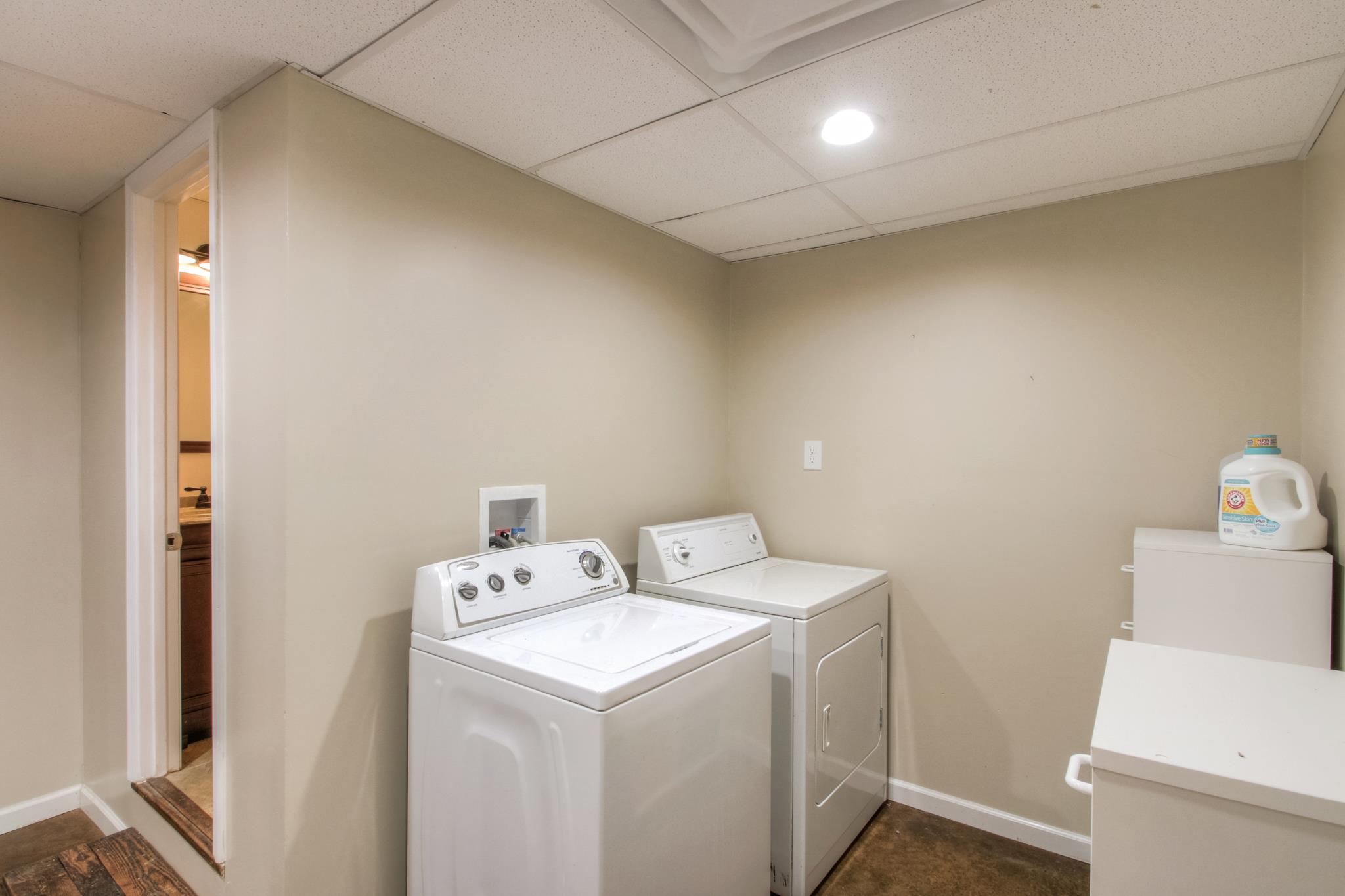 1046 Rocky Valley Road Lebanon, TN 37090 - Photo 19 of 30 The utility room also has a half bath