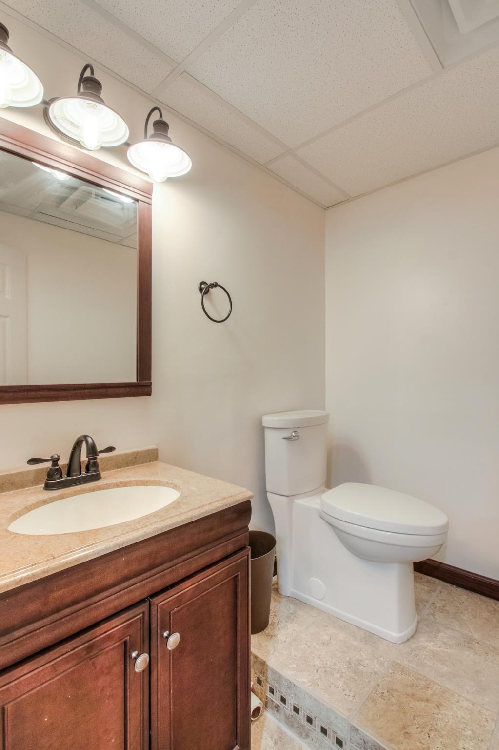 1046 Rocky Valley Road Lebanon, TN 37090 - Photo 20 of 30 Gallery Image 20