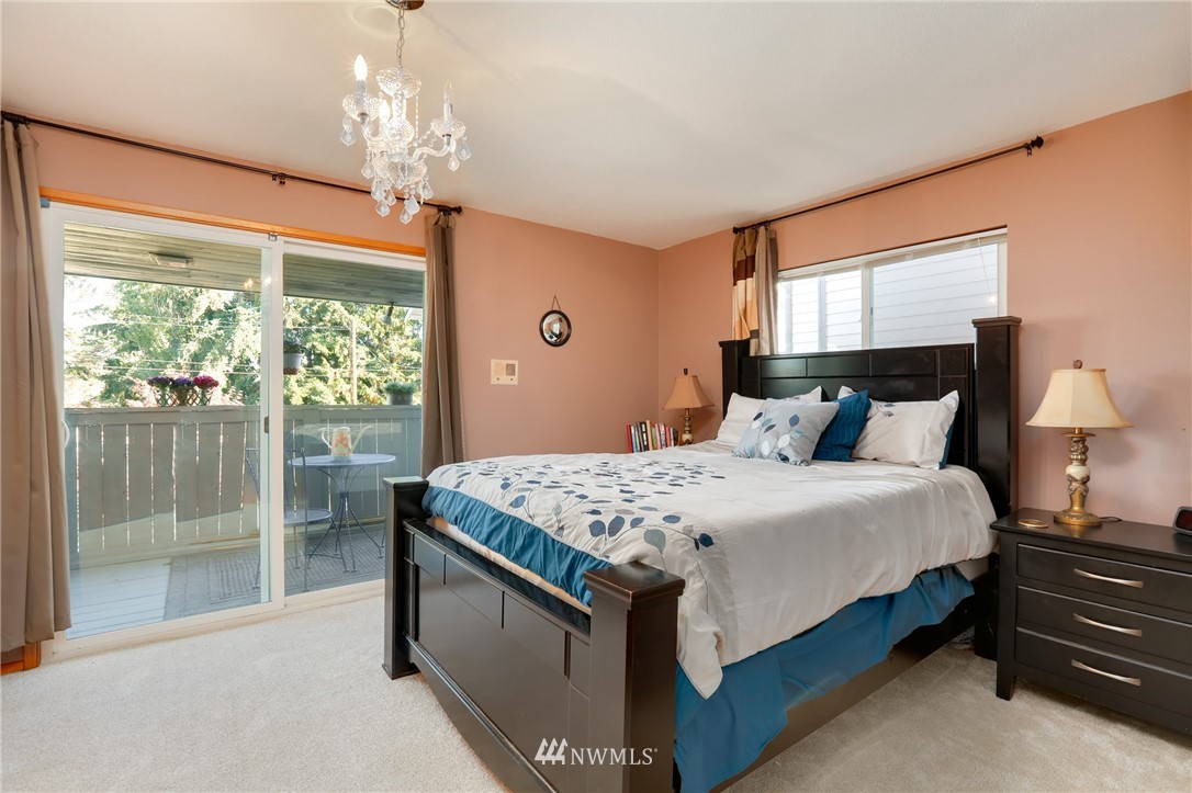 3717 Rockefeller Avenue Everett, WA 98201 - Photo 8 of 25