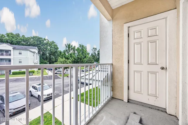 $154,000 | 5006 Key Lime Drive, Unit 203, Jacksonville, FL 32256