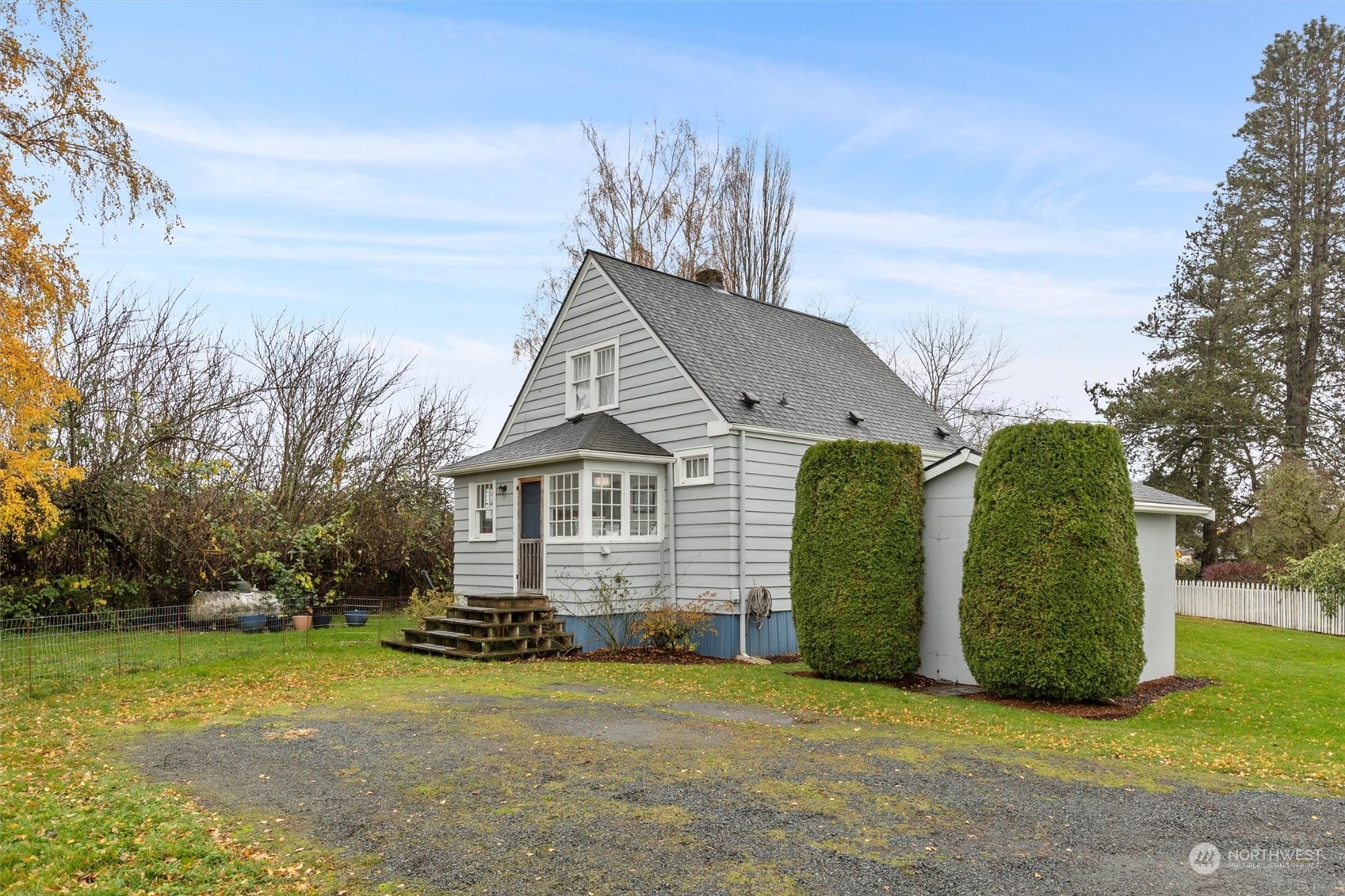 20925 Conway Frontage Road Mount Vernon, WA 98273 - Photo 28 of 40 a view of a house with a park