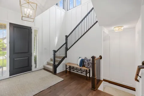 $2,095,000 | 5860 Club Valley Road, Excelsior, MN 55331