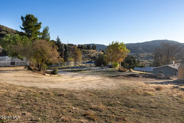 $505,000 | 43379 Lookabout Road, Lake Hughes, CA 93532