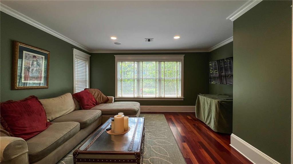 64 Ransom Avenue Sea Cliff, NY 11579 - Photo 16 of 35