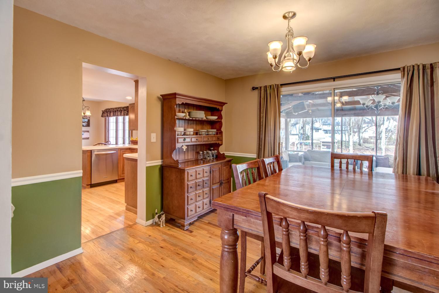 17 Rivulet Way Hamilton, NJ 08619 - Photo 9 of 38