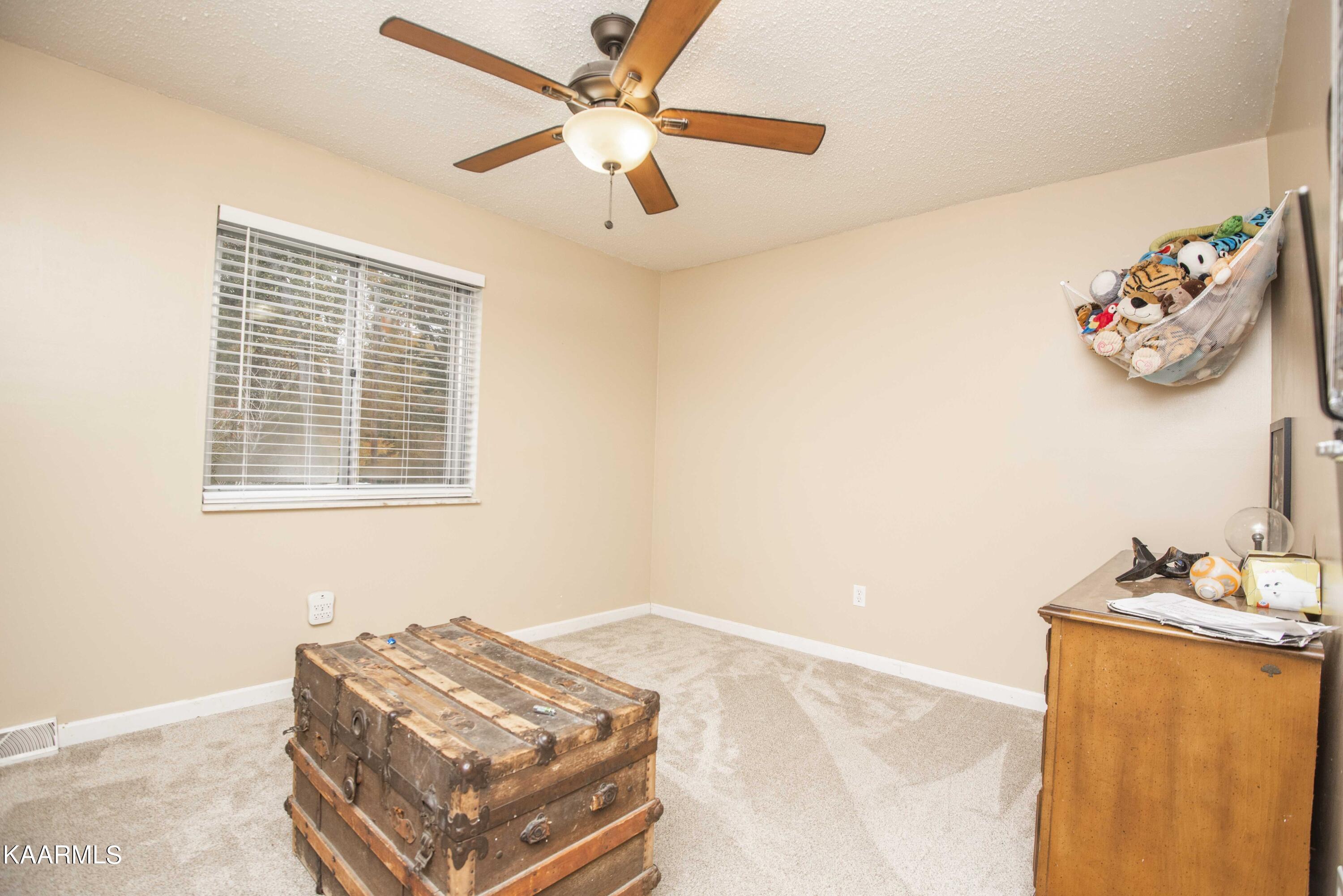 107 Norway Lane Oak Ridge, TN 37830 - Photo 13 of 23 bedroom #2