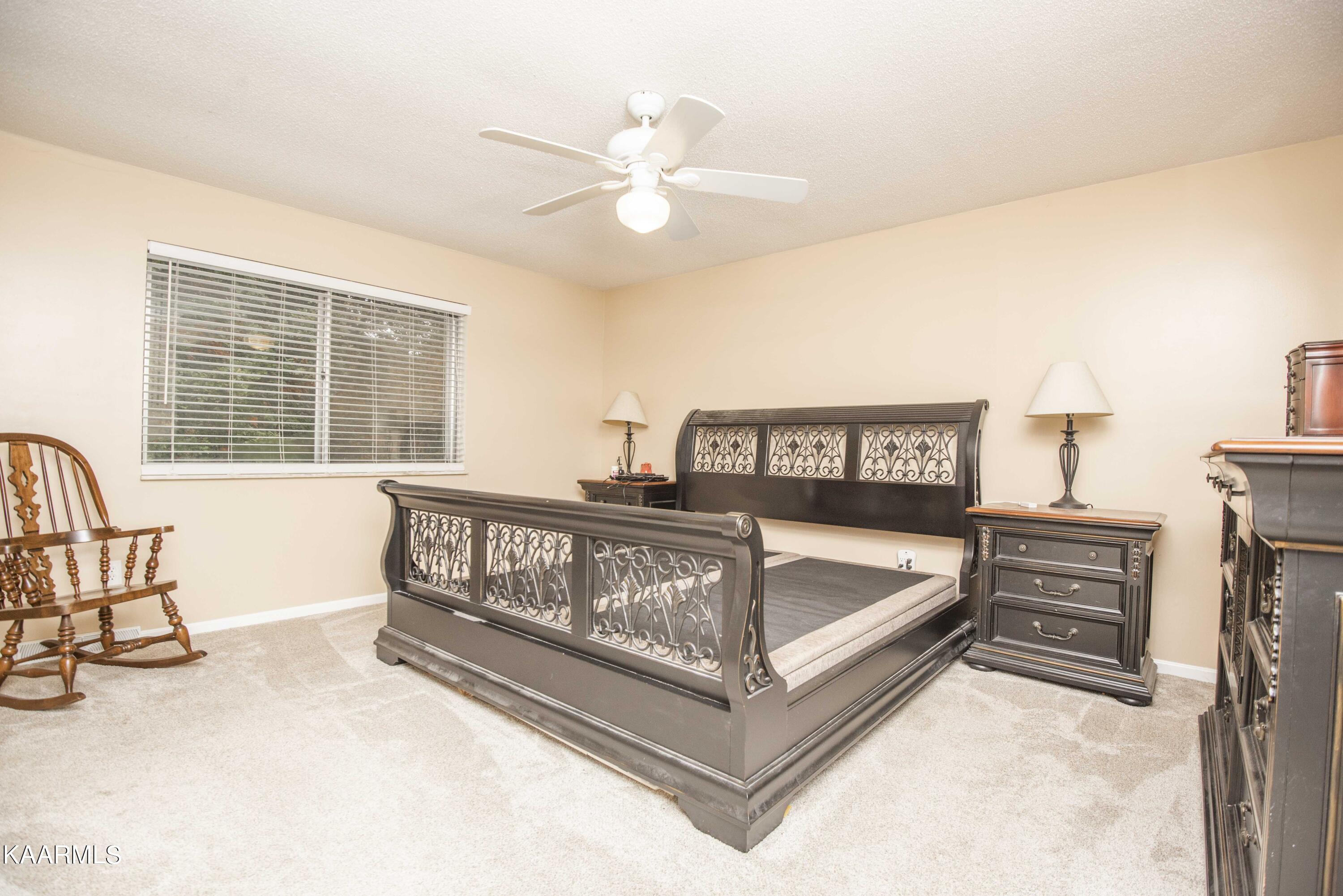107 Norway Lane Oak Ridge, TN 37830 - Photo 17 of 23 main bedroom