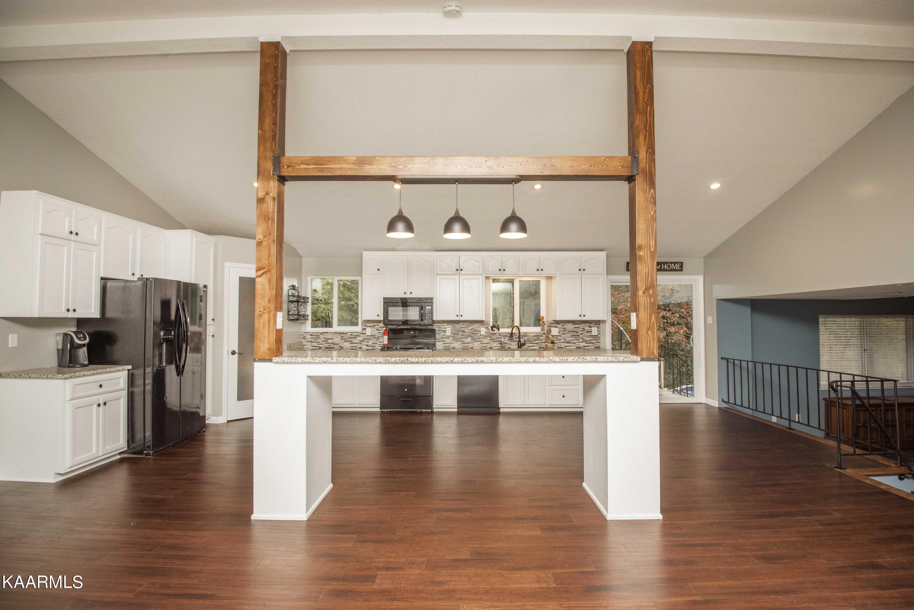 107 Norway Lane Oak Ridge, TN 37830 - Photo 4 of 23 kitchen