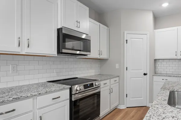 $299,900 | 30 Aurora Circle, Fayetteville, TN 37334