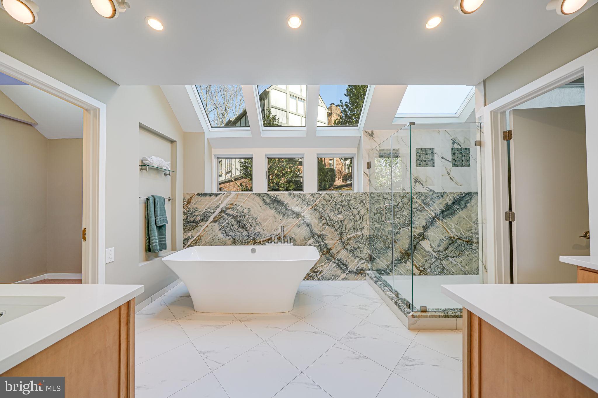 1402 Ingeborg Court McLean, VA 22101 - Photo 58 of 124 Primary Bath