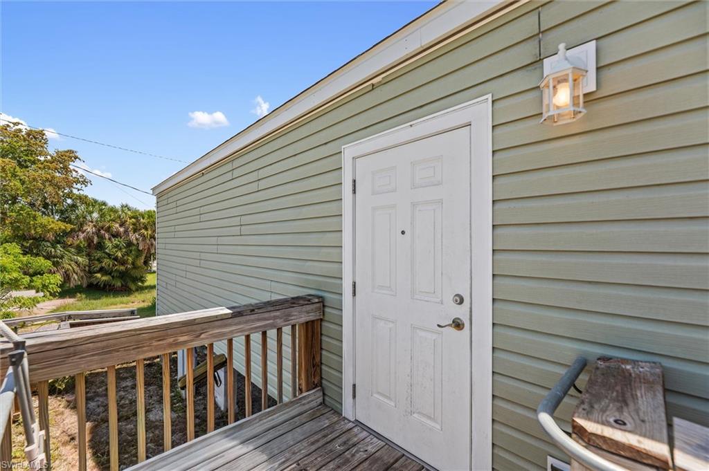 2960 Lunar Street Naples, FL 34112 - Photo 8 of 28