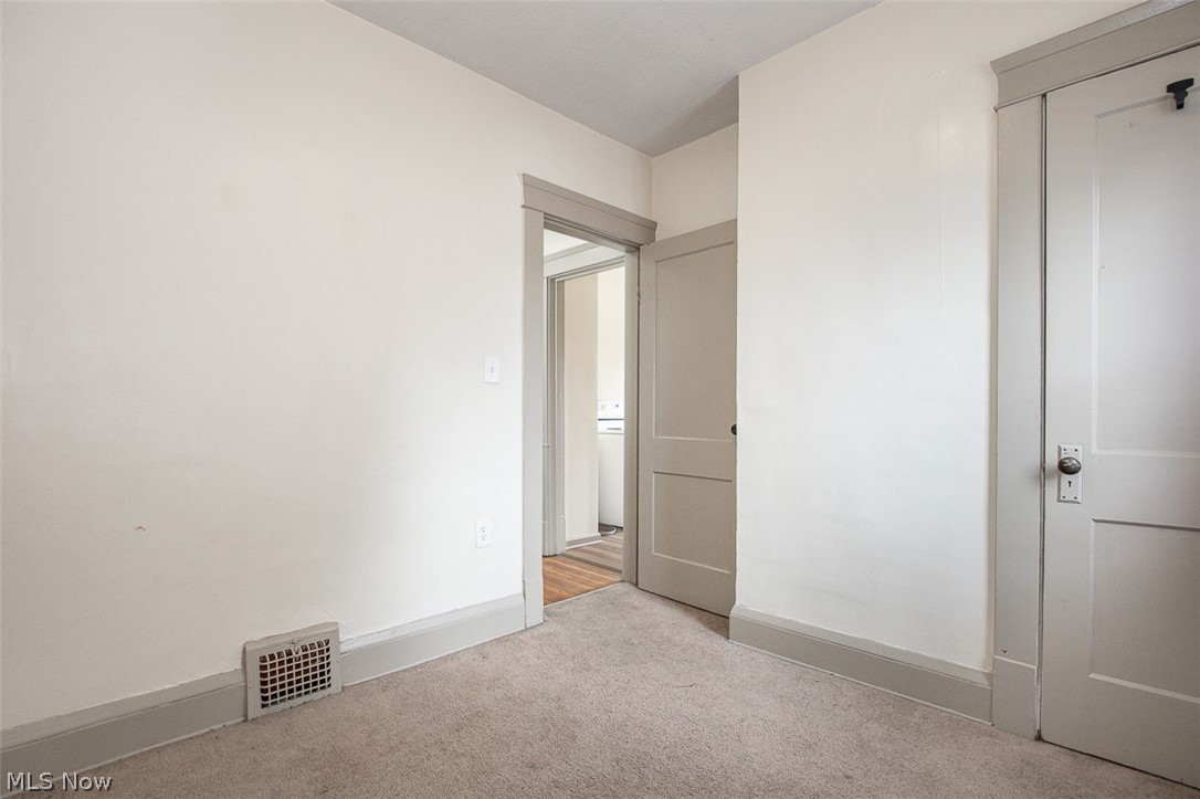4518 Turney Road Cleveland, OH 44105 - Photo 9 of 20 Gallery Image 9