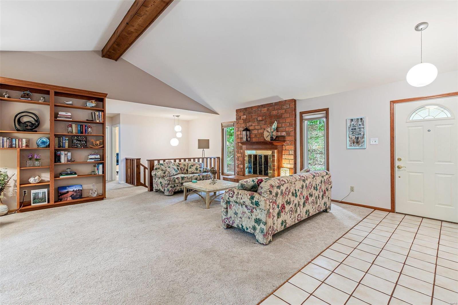 1504 Wolf Trail Road Wildwood, MO 63021 - Photo 4 of 28 Gallery Image 4