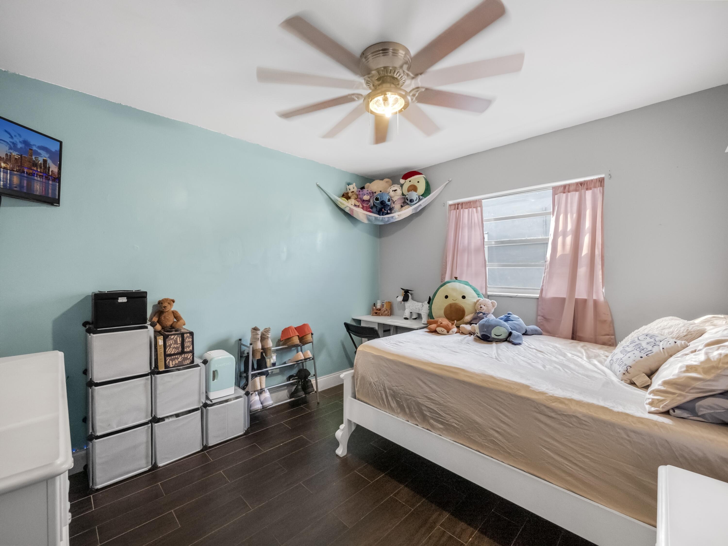 22422 Southwest 65th Avenue Boca Raton, FL 33428 - Photo 8 of 13 008