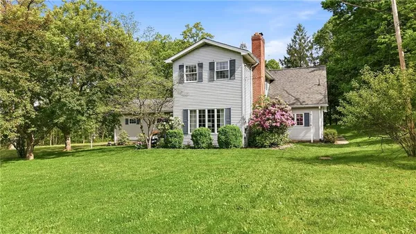 $374,900 | 2951 Hann Hill Road, Hermitage, PA 16148
