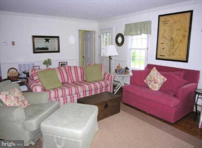 21613 Chicken Point Road Tilghman, MD 21671 - Photo 11 of 16 Living Room