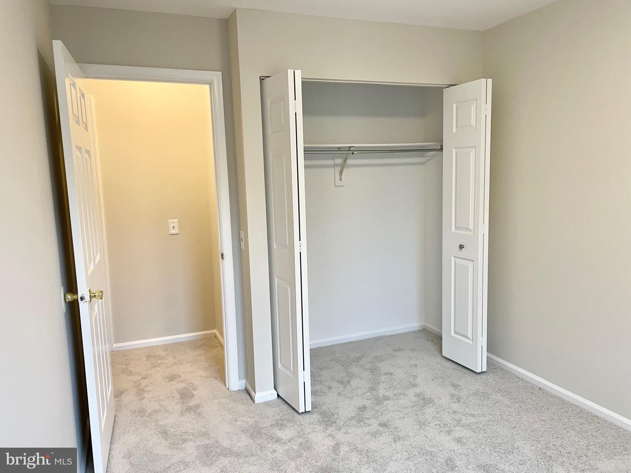 14831 Basingstoke Loop Centreville, VA 20120 - Photo 32 of 36 Bedroom 3--Large Closet